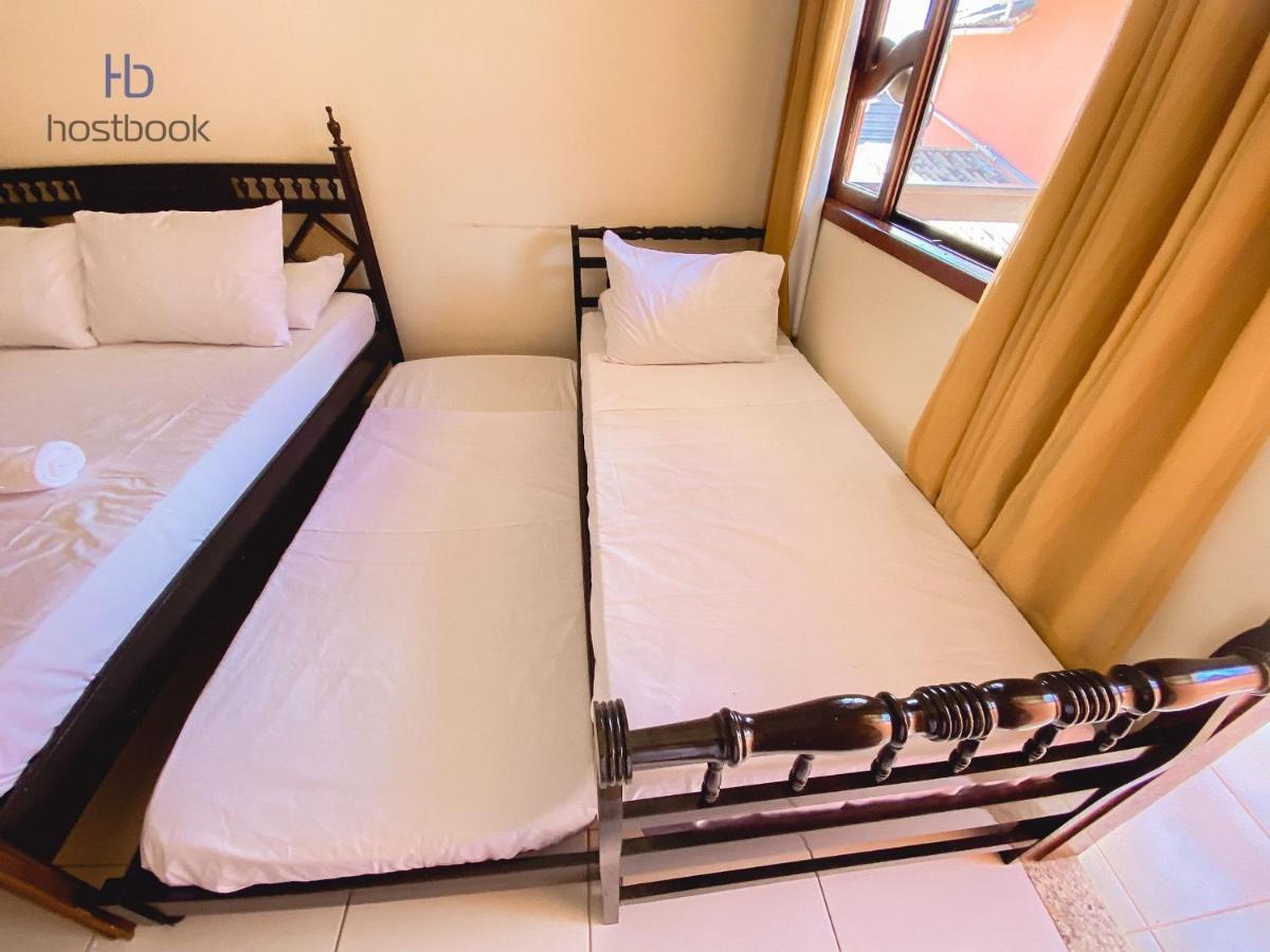 Villa Casa A 400 M Da Praia Do Centro - Wifi 200Mb - Garagem - Tv 500 Canais - 2 Quartos - Cozinha Equipada - Churrasqueira à Rio das Ostras Extérieur photo