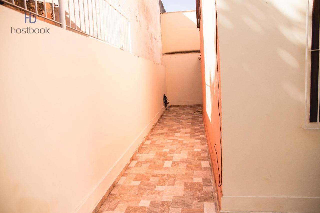 Villa Casa A 400 M Da Praia Do Centro - Wifi 200Mb - Garagem - Tv 500 Canais - 2 Quartos - Cozinha Equipada - Churrasqueira à Rio das Ostras Extérieur photo